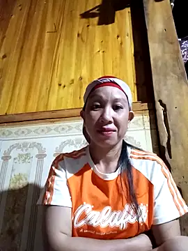 Snapshot of vtmbae chatting on October 2025 07:37:02 PM vtmbae online show from October 2025 07:37:02 PM