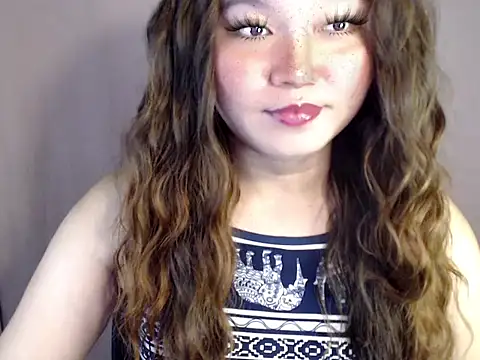 Eyes-on-me online show from November 2025 10:35:02 PM