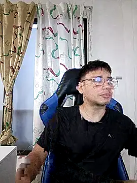 Snapshot of marcuswildx chatting on November 2025 11:00:01 AM marcuswildx online show from November 2025 11:00:01 AM