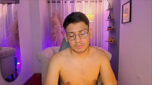 Snapshot of marcuswildx chatting on December 2025 10:25:01 PM marcuswildx online show from December 2025 10:25:01 PM