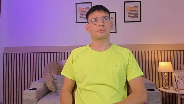 Snapshot of marcuswildx chatting on November 2025 10:58:02 PM marcuswildx online show from November 2025 10:58:02 PM