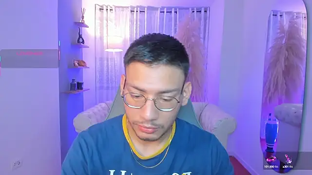 Snapshot of marcuswildx chatting on September 2025 02:56:02 PM marcuswildx online show from September 2025 02:56:02 PM