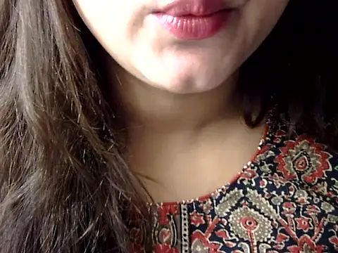 Snapshot of Aaliya02 chatting on June 2026 12:22:01 AM Aaliya02 online show from June 2026 12:22:01 AM