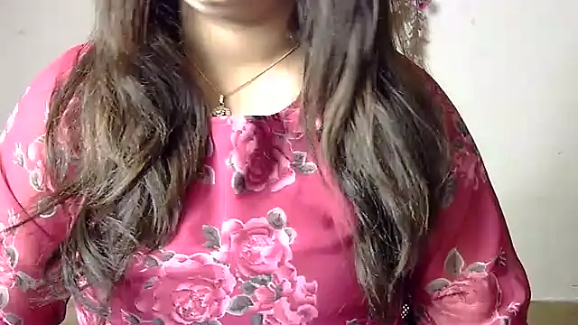 Snapshot of Aaliya02 chatting on June 2026 10:37:02 AM Aaliya02 online show from June 2026 10:37:02 AM