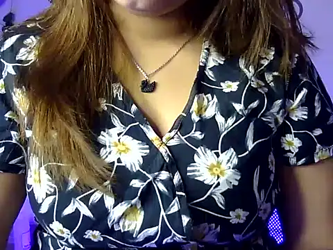 Snapshot of Aaliya02 chatting on February 2026 03:58:01 AM Aaliya02 online show from February 2026 03:58:01 AM