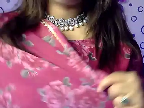 Snapshot of Aaliya02 chatting on May 2026 07:41:02 PM Aaliya02 online show from May 2026 07:41:02 PM