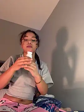 OliviaAshhh online show from December 2025 11:37:02 PM