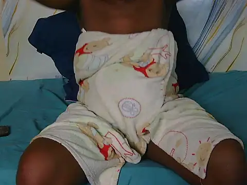 l4 love online show from December 2025 01:32:02 PM