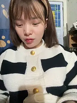 EllieYun online show from September 2025 03:07:01 PM