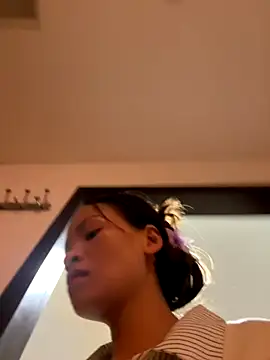 Snapshot of ___Dorry02___ chatting on October 2025 07:43:02 AM Dorry02 online show from October 2025 07:43:02 AM