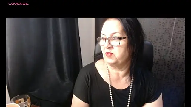 MissSanjanne online show from December 2025 05:01:02 AM