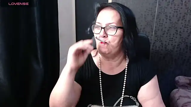 MissSanjanne online show from May 2026 07:29:01 PM