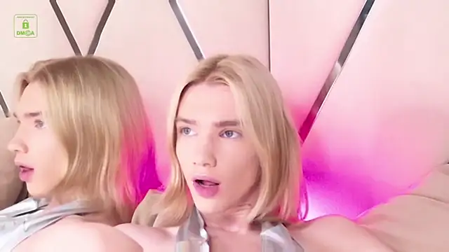 Snapshot of RobertDevine chatting on November 2025 03:38:01 PM RobertDevine online show from November 2025 03:38:01 PM