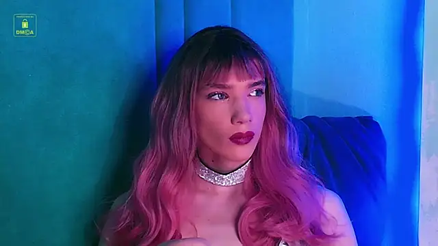 Snapshot of RobertDevine chatting on November 2025 10:30:01 AM RobertDevine online show from November 2025 10:30:01 AM