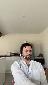 eauminerale online show from February 2026 09:17:01 AM