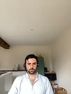 eauminerale online show from February 2026 10:59:02 AM