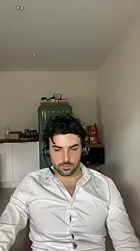 eauminerale online show from June 2026 12:16:01 PM