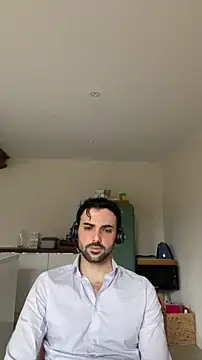 eauminerale online show from February 2026 08:35:01 AM