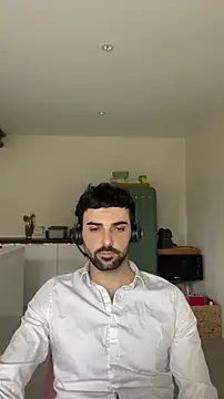 eauminerale online show from March 2026 10:42:01 AM