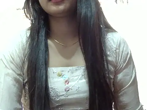 ANAYA BABEE online show from October 2025 10:18:02 AM