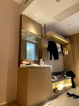 miumiu-66 online show from September 2025 03:41:02 PM