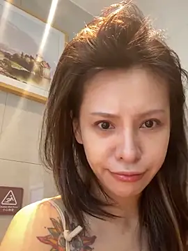 miumiu-66 online show from April 2026 09:34:01 AM