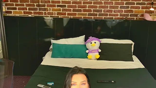 MeganSin  online show from December 2025 05:52:01 AM