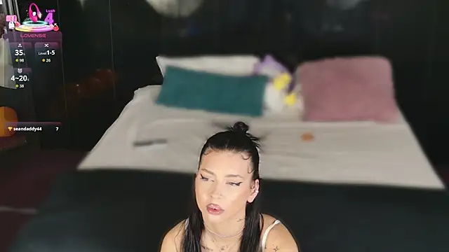 MeganSin  online show from November 2025 06:06:02 AM