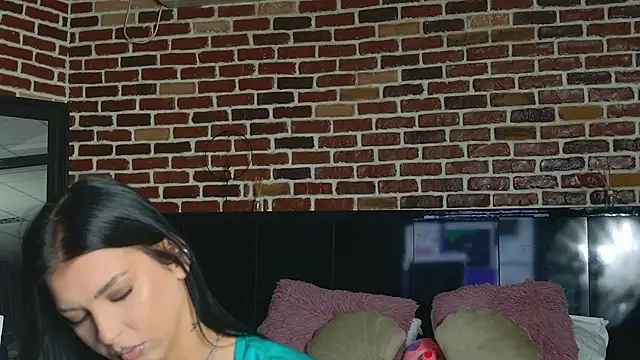 MeganSin  online show from October 2025 04:32:01 AM