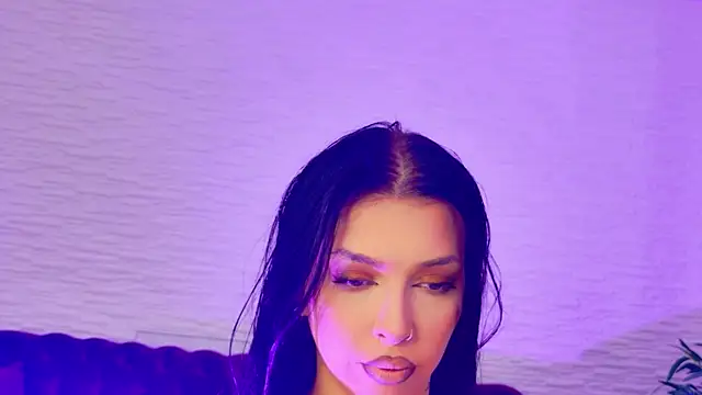 MeganSin  online show from January 2026 05:44:01 AM