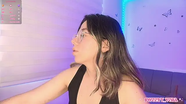 sweettvera online show from April 2026 07:58:02 PM