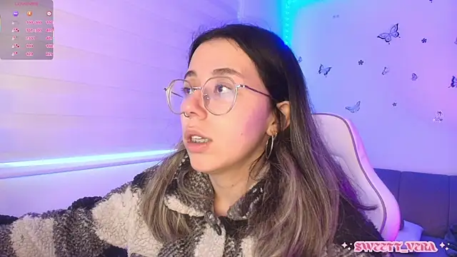 Snapshot of sweettvera chatting on June 2026 09:38:01 PM sweettvera online show from June 2026 09:38:01 PM