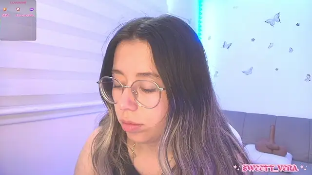 Snapshot of sweettvera chatting on July 2026 08:27:02 PM sweettvera online show from July 2026 08:27:02 PM