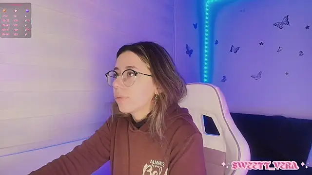 Snapshot of sweettvera chatting on November 2025 10:19:01 AM sweettvera online show from November 2025 10:19:01 AM