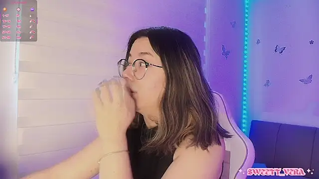 sweettvera online show from February 2026 01:24:02 PM