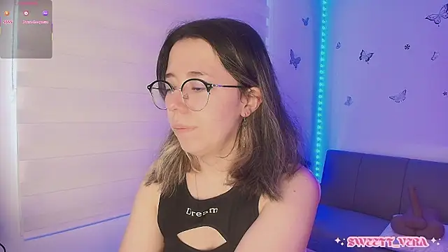 sweettvera online show from February 2026 01:01:01 PM