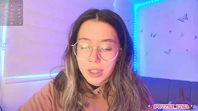 Snapshot of sweettvera chatting on June 2026 01:12:02 PM sweettvera online show from June 2026 01:12:02 PM
