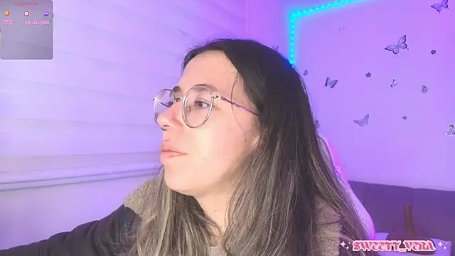 Snapshot of sweettvera chatting on June 2026 03:15:01 AM sweettvera online show from June 2026 03:15:01 AM