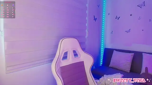 Snapshot of sweettvera chatting on December 2025 12:07:02 PM sweettvera online show from December 2025 12:07:02 PM