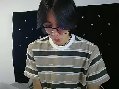 Snapshot of Matti_Mendez_ chatting on July 2026 04:11:02 PM Matti Mendez online show from July 2026 04:11:02 PM