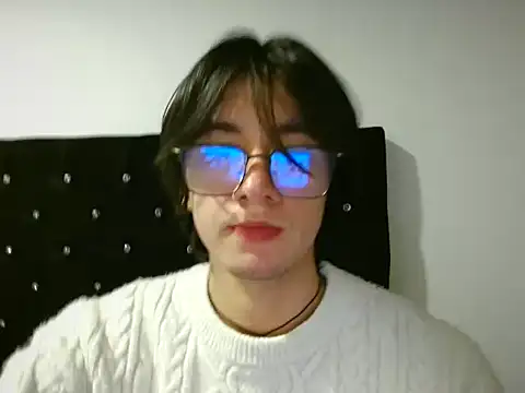Snapshot of Matti_Mendez_ chatting on June 2026 01:49:01 AM Matti Mendez online show from June 2026 01:49:01 AM