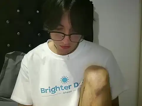 Snapshot of Matti_Mendez_ chatting on June 2026 12:37:01 AM Matti Mendez online show from June 2026 12:37:01 AM
