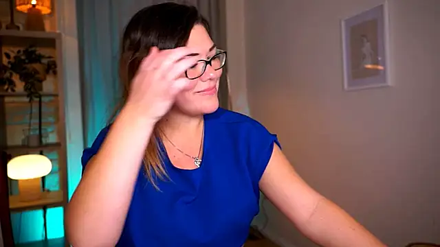 Snapshot of mrs_fllowerr chatting on November 2025 05:17:02 PM mrs fllowerr online show from November 2025 05:17:02 PM