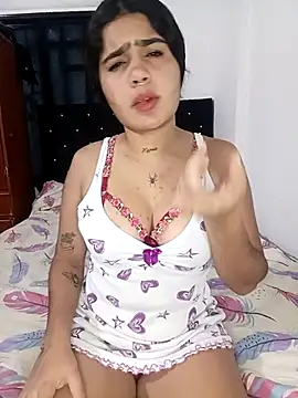 Sashalana online show from December 2025 11:10:01 AM