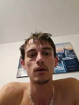 Chrisou73 online show from July 2026 07:14:02 PM