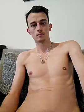 Chrisou73 online show from April 2026 03:05:01 PM