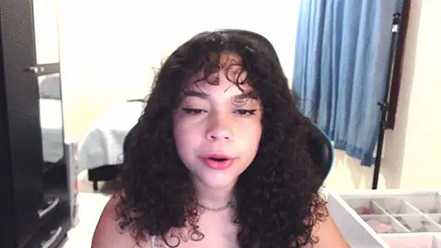 sweetamy326 online show from March 2026 10:16:01 PM