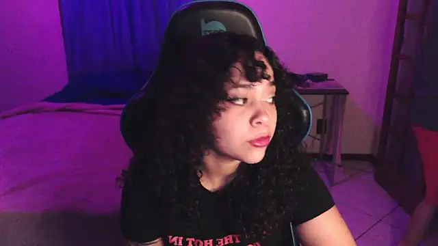 sweetamy326 online show from May 2026 10:18:01 PM