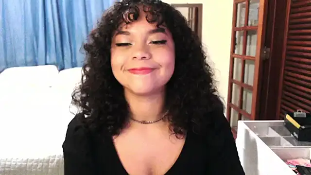 Snapshot of sweetamy326 chatting on February 2026 10:33:01 PM sweetamy326 online show from February 2026 10:33:01 PM