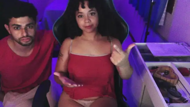 sweetamy326 online show from April 2026 10:05:02 PM